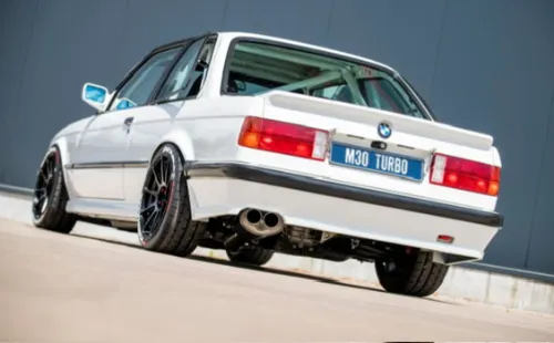 BMW e30